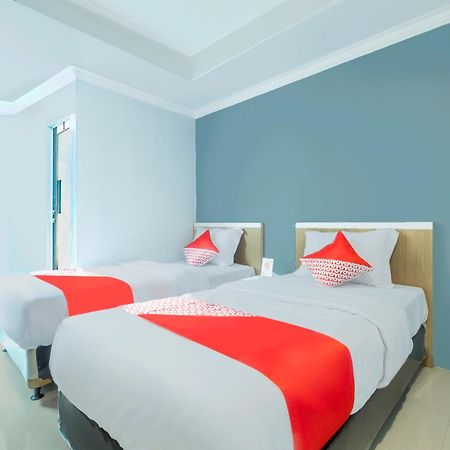 Oyo Living 2195 Al Jazeerah Residence Syariah Bandung Exteriör bild